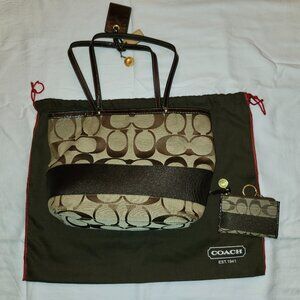 Coach bag with wristlet and storage bag